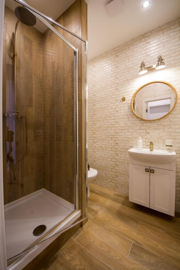 Scandinavian Apartments Киев Екстериор снимка