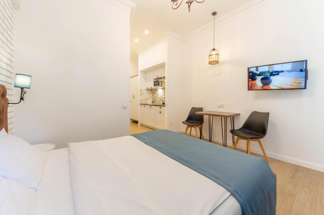 Scandinavian Apartments Киев Екстериор снимка